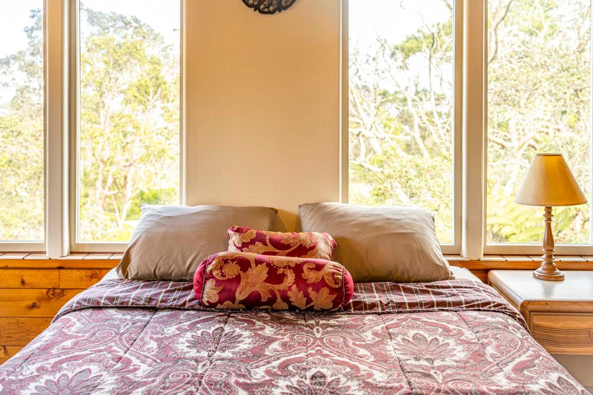 Volcano Inn Bed N Breakfast