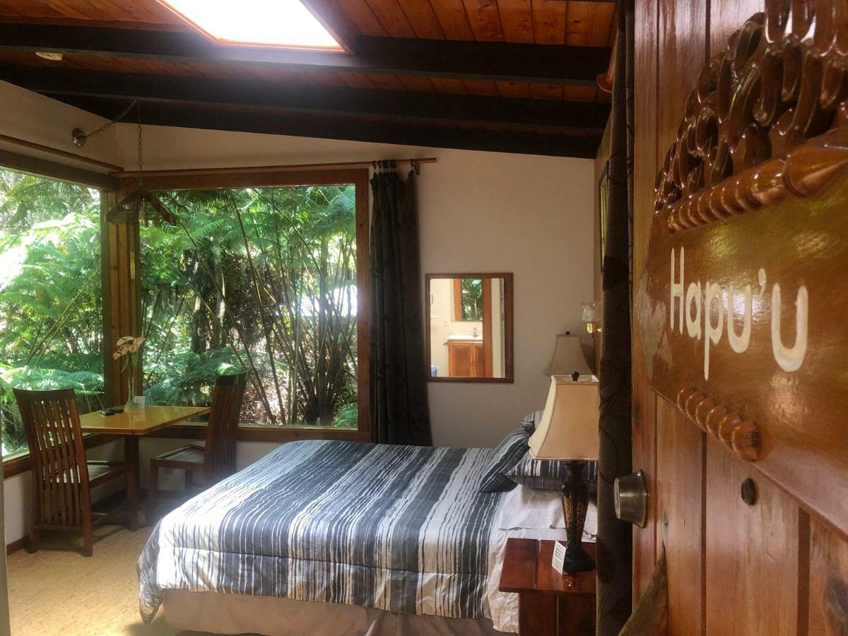 Volcano Inn Bed N Breakfast *