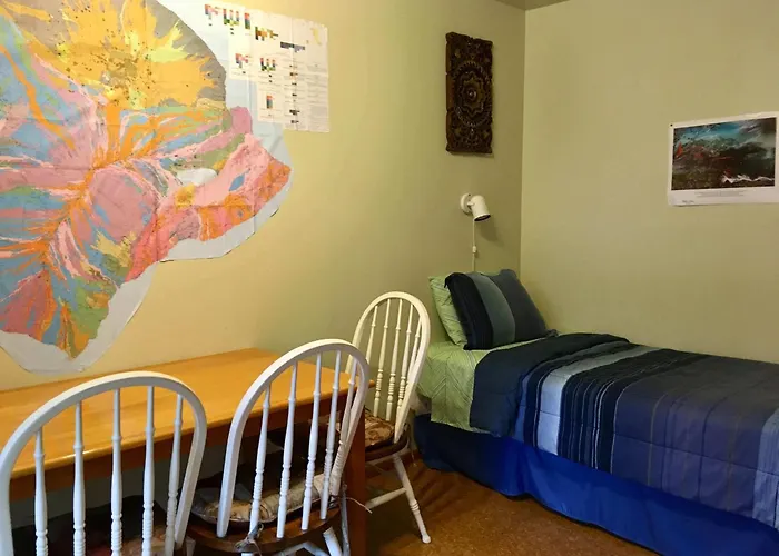 Volcano Inn Bed N Breakfast