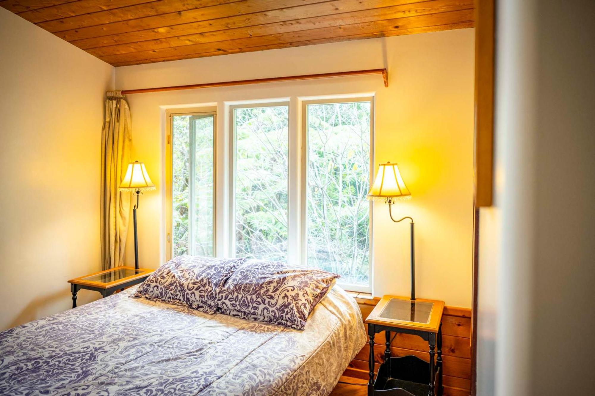 Volcano Inn Bed N Breakfast